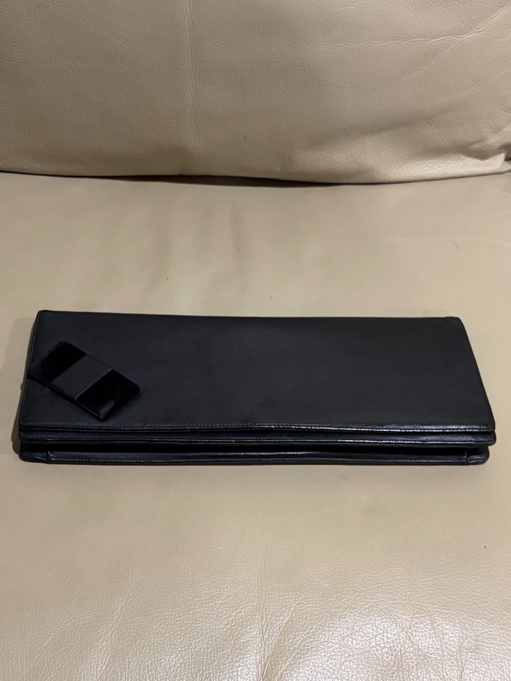 Mondaine Vintage clutch (preowned)